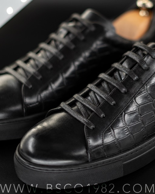 Men’s Vans Shoes, Model 087, Natural Suede Leather with Croco Side Pattern, Lace-Up, Black Sole