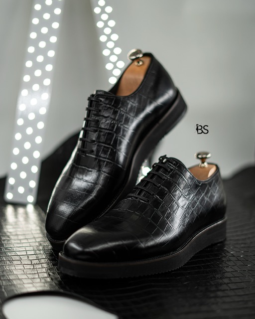 3030 Black
