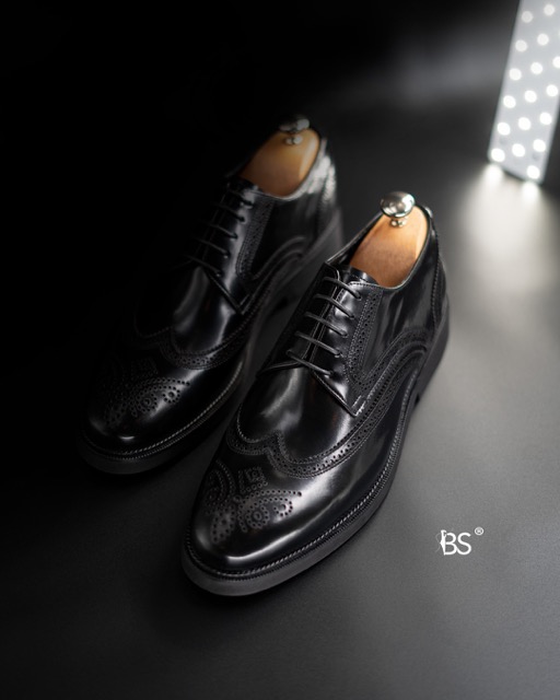  Classic Men's Shoes Model: 702 Hexagon-Pattern Patent Genuine Leather EPR Sole