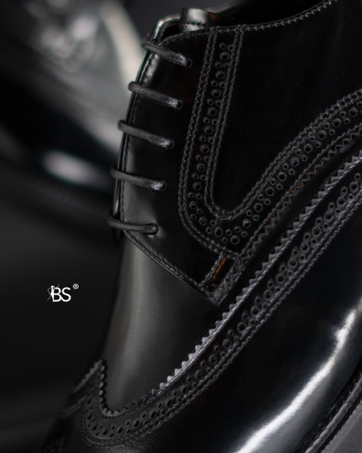  Classic Men's Shoes Model: 702 Hexagon-Pattern Patent Genuine Leather EPR Sole