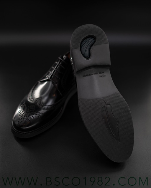  Classic Men's Shoes Model: 702 Hexagon-Pattern Patent Genuine Leather EPR Sole