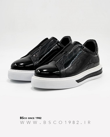 Men’s Vans Model: 090 