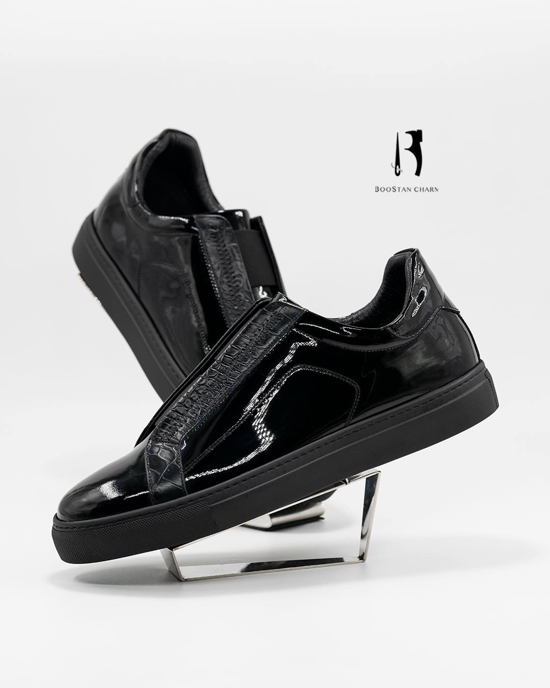 Men's Vans  Model: 090