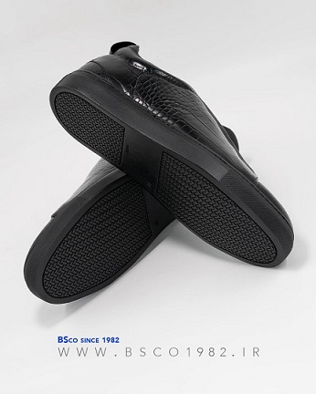 Men’s Vans Model: 090