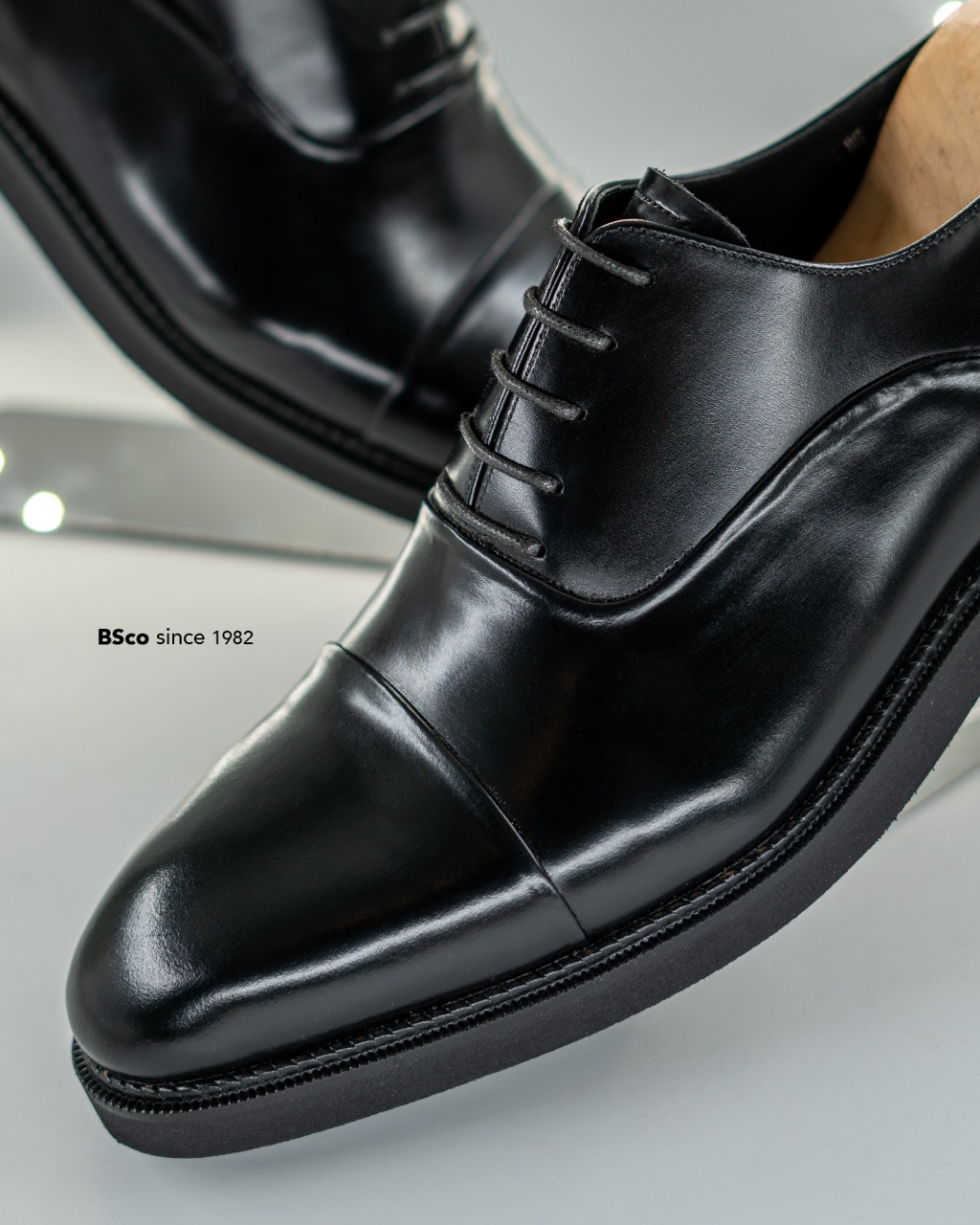 Classic Men’s Model: 147 Bradshaw Natural leather