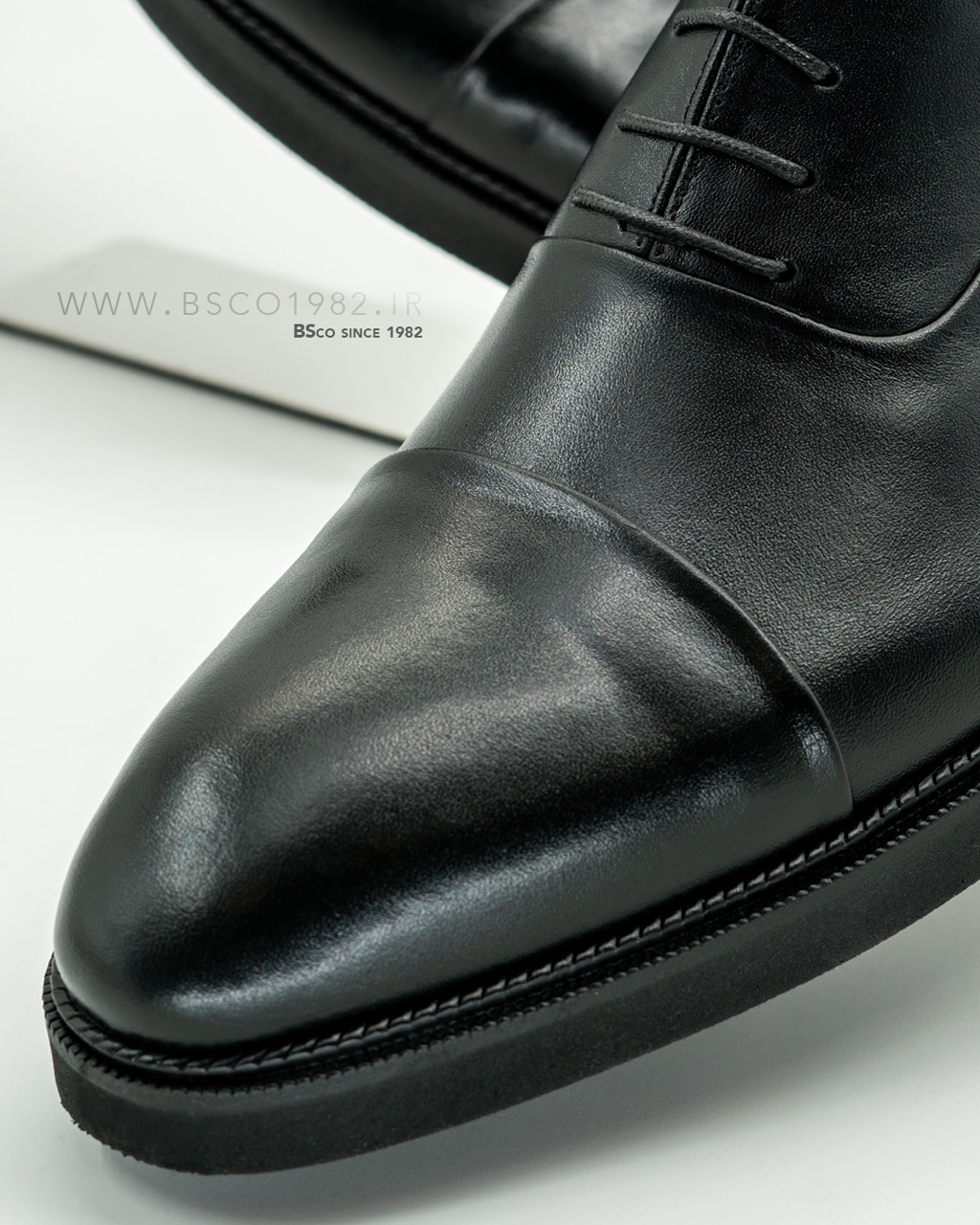 Men’s Classic Model 947, Polished Genuine Leather