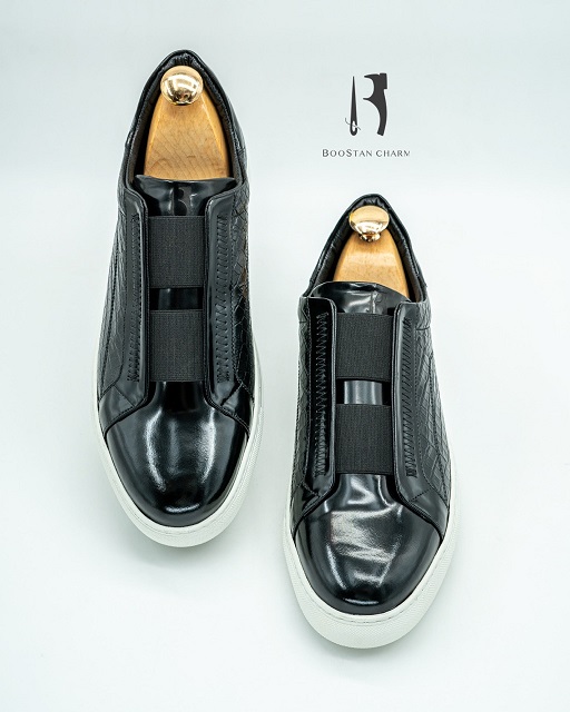 Model 090 – Men's Vans -  made of Brushed Genuine Leather with Croco-embossed Side Panels