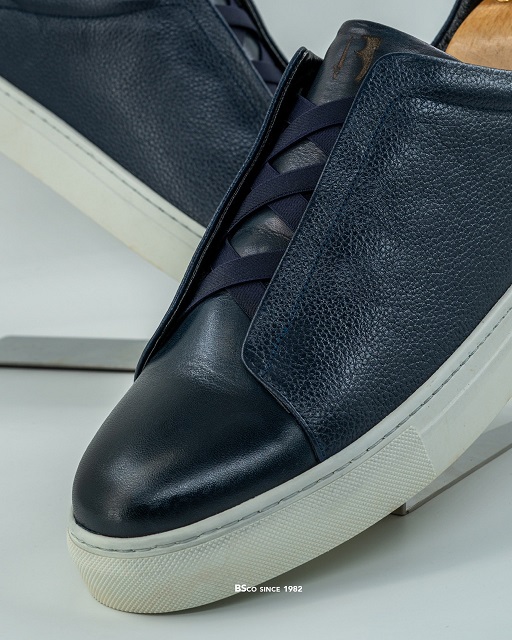 Men's Vans  – Code: 088 Embossed and Floater   Genuine Leather Sole: Rubber
