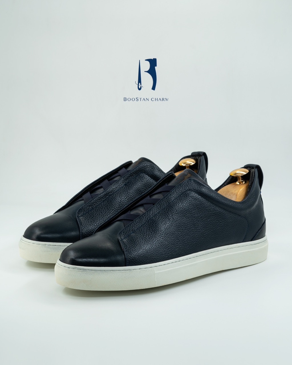 Men's Vans  – Code: 088 Embossed and Floater   Genuine Leather Sole: Rubber