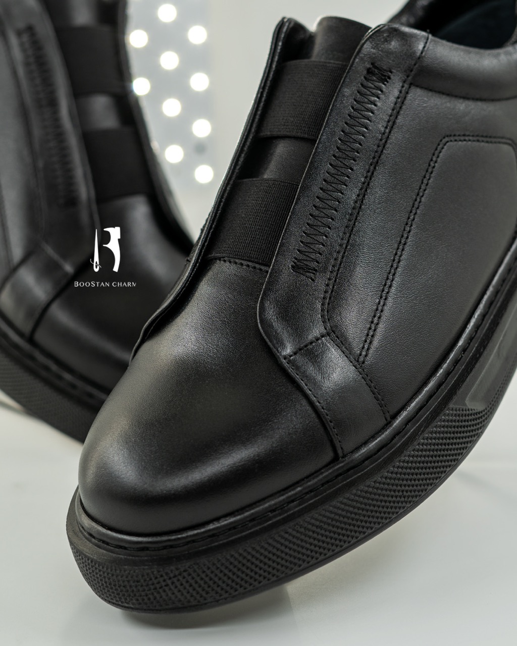 Women's Sneakers : model: 0090- Embossed genuine leather, Rubber sole