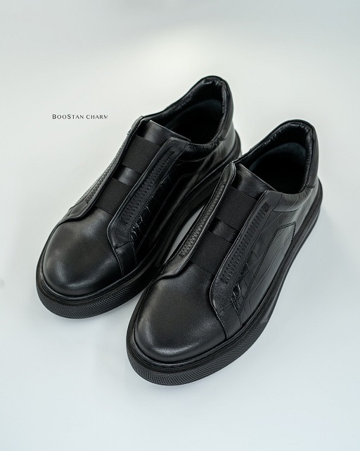 Women's Sneakers model: 0090-embossed  genuine leather ,coroco  rubber sole
